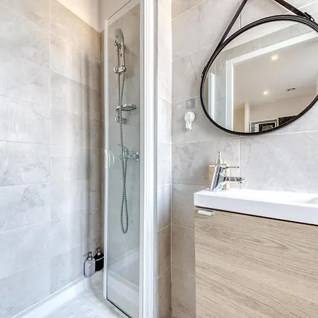 Le Rayon Neuf & Cosy - Gare Parilly Apartment Venissieux