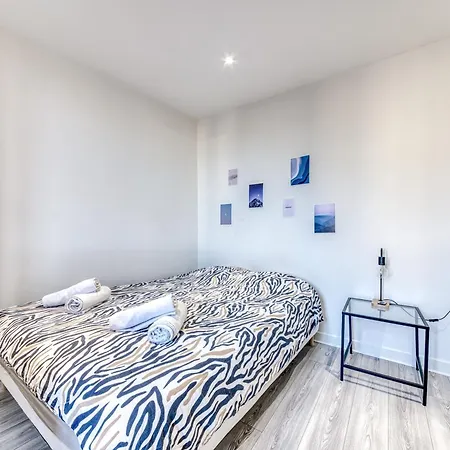 Apartment Le Rayon Neuf & Cosy - Gare Parilly Venissieux